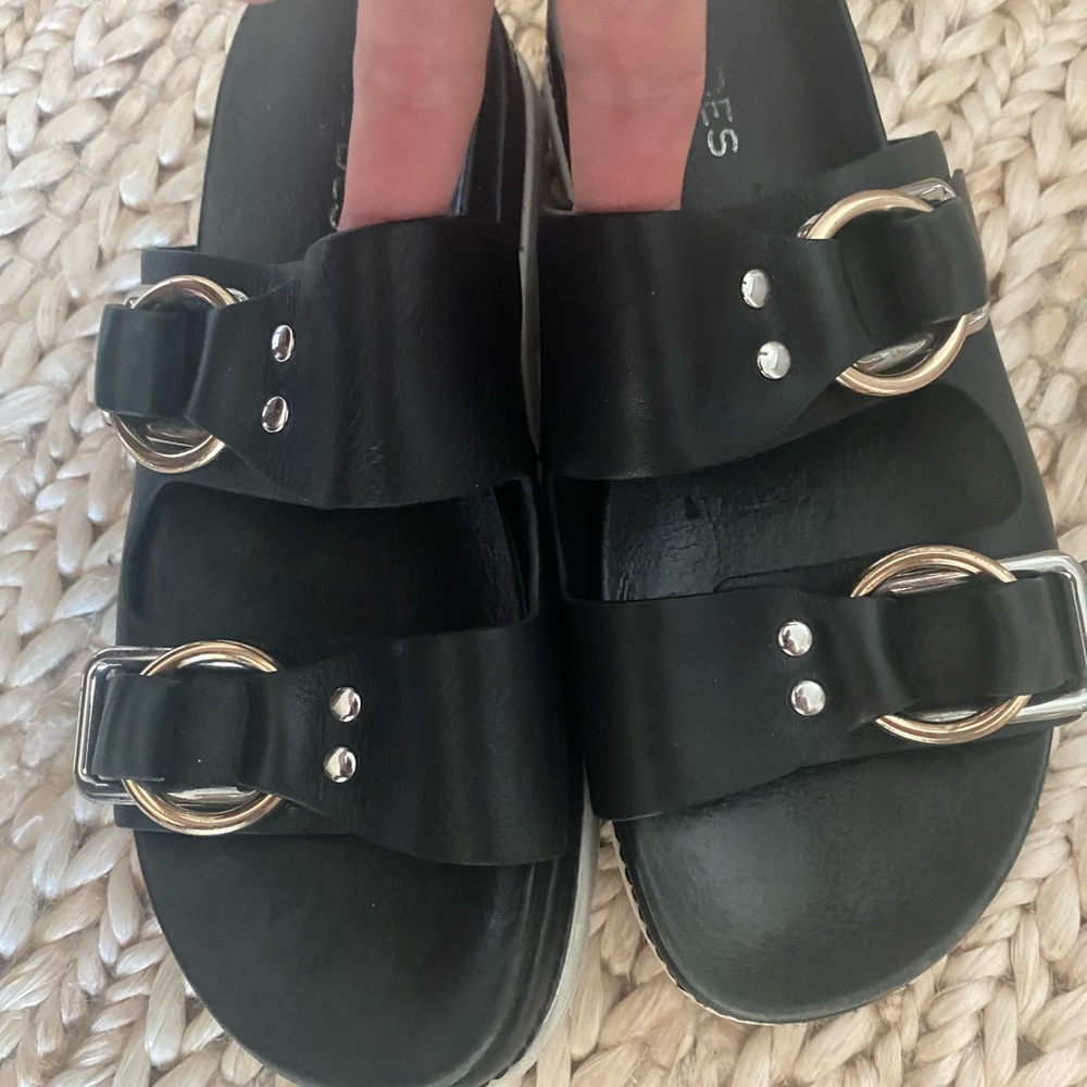 J Slides Black Leather Silver Buckle Slip-on Sandals Size 9-10 Womens - Picture 3 of 5